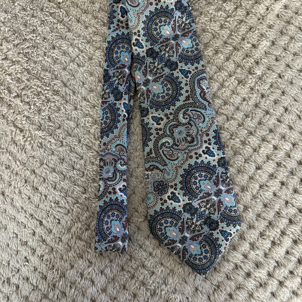 Christian Dior 100% Silk Paisley Men's Neck Tie Blue USA Made Vintage VTG - Picture 6 of 12
